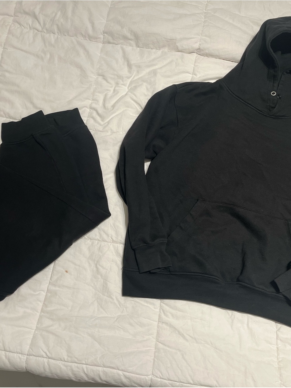 Black Hoodie and Jogger Set - Classic Pullover Sweatshirt & Pants
